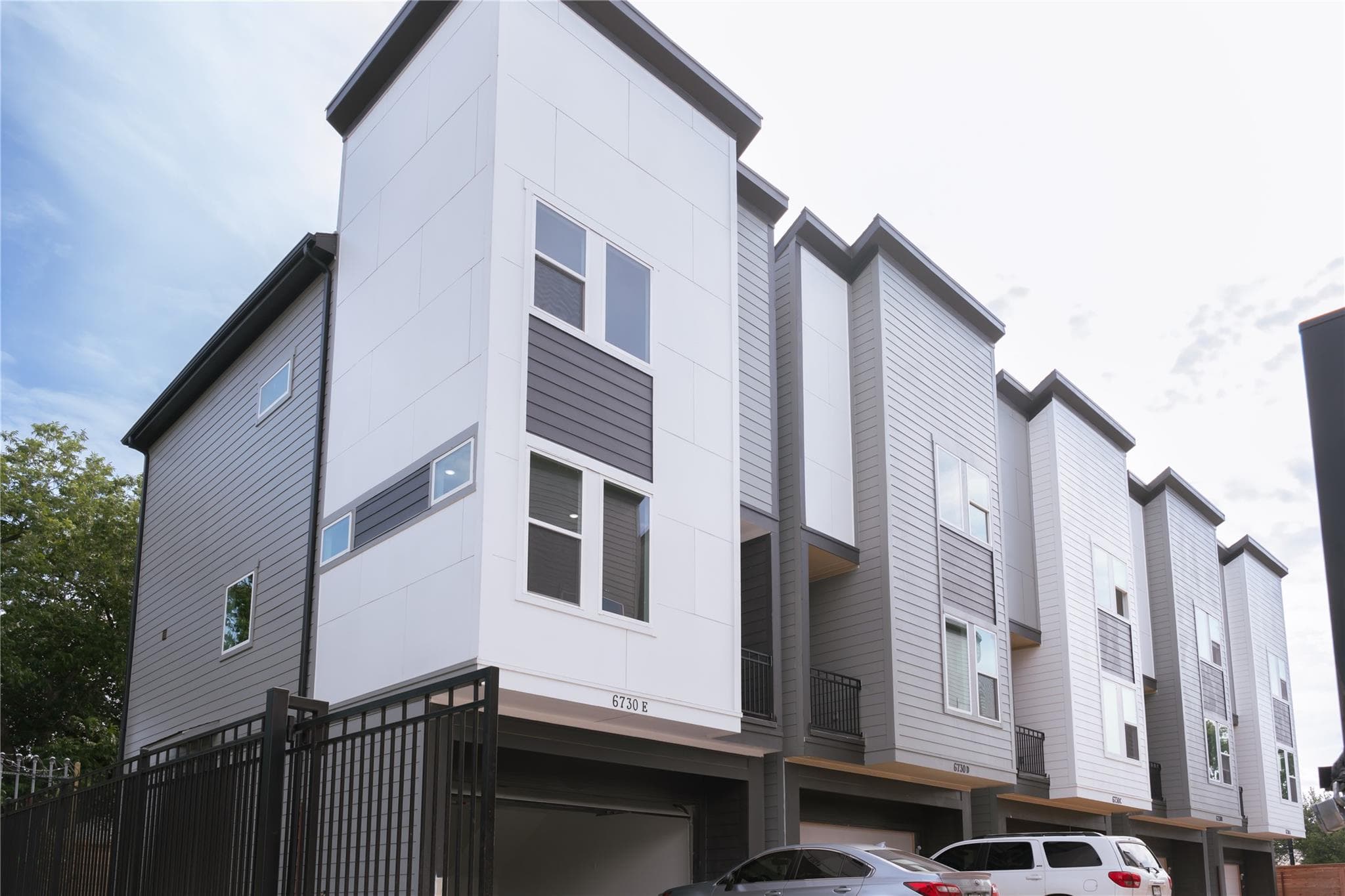 6728 Peerless Street #E