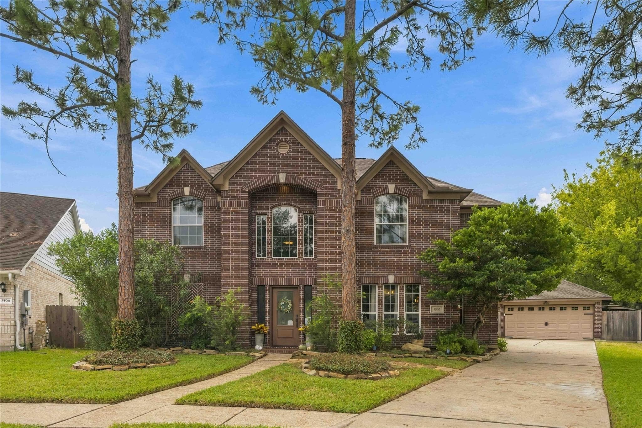 3502 Miraglen Drive