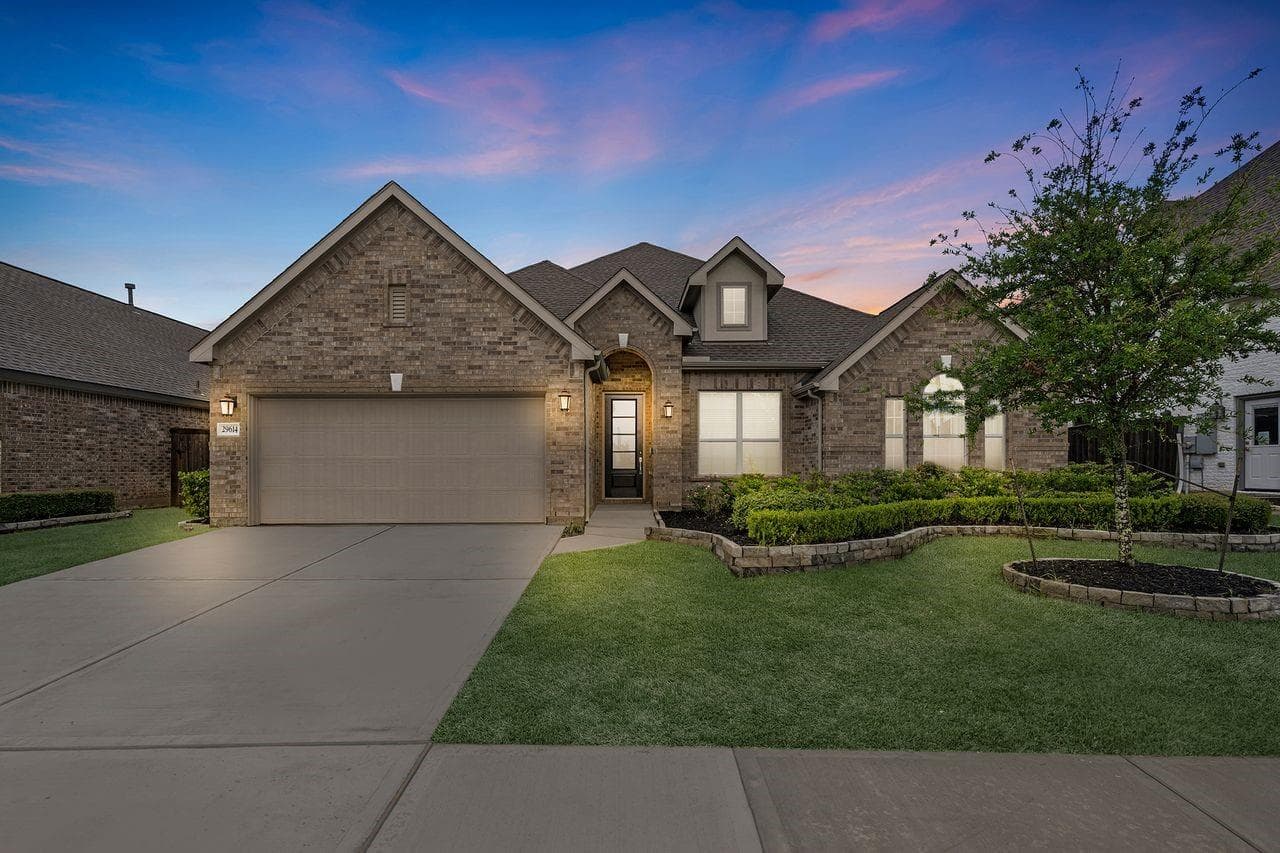 29614 Apple Glen Court