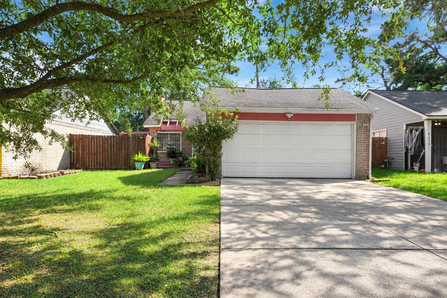 8642 Flower Path Street