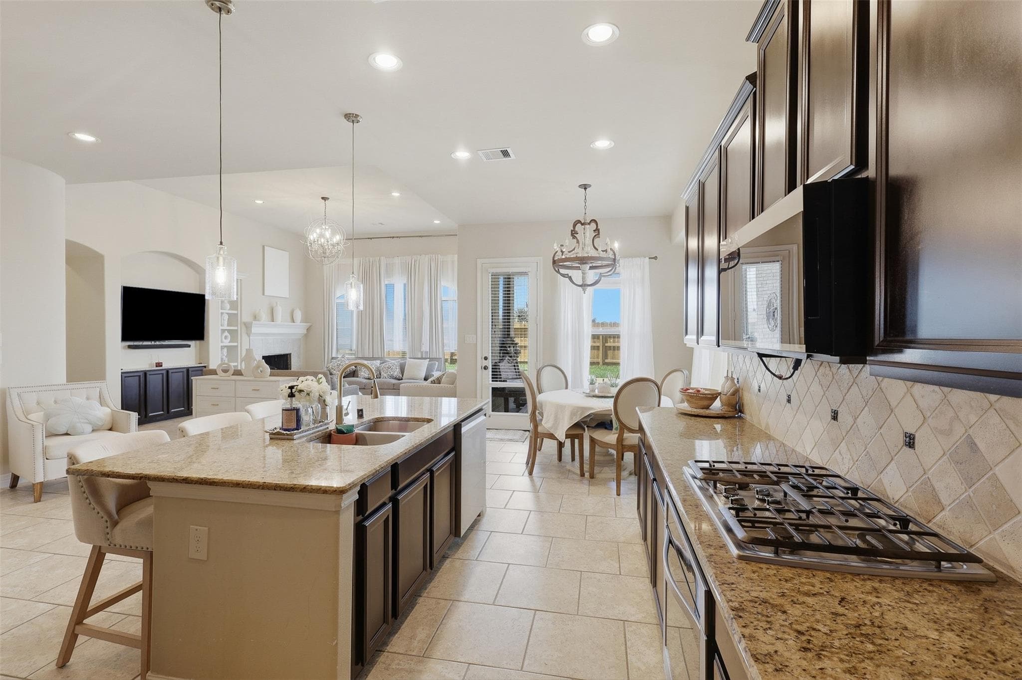 2522 Kinsgate Forest Drive