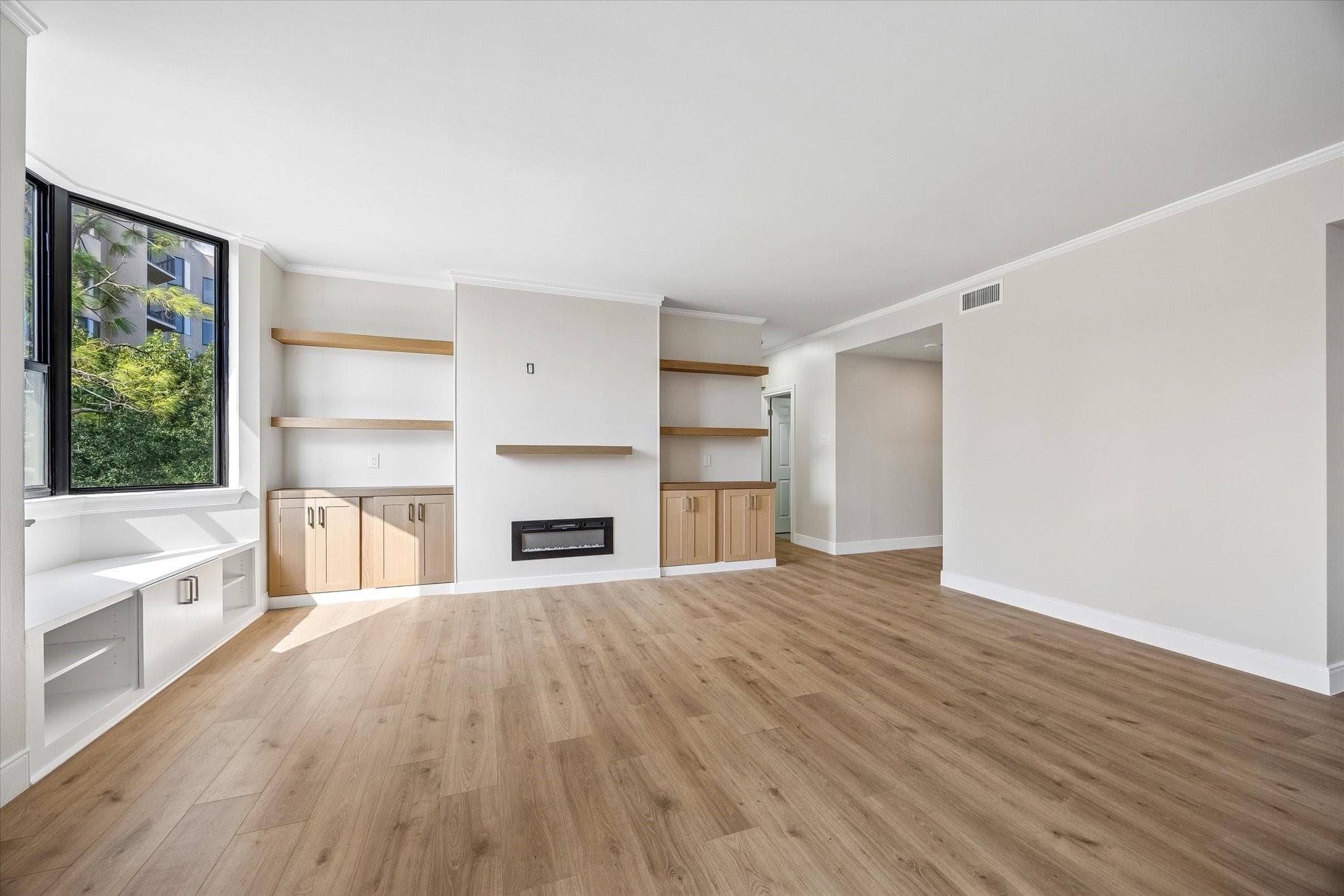 651 Bering Drive #402