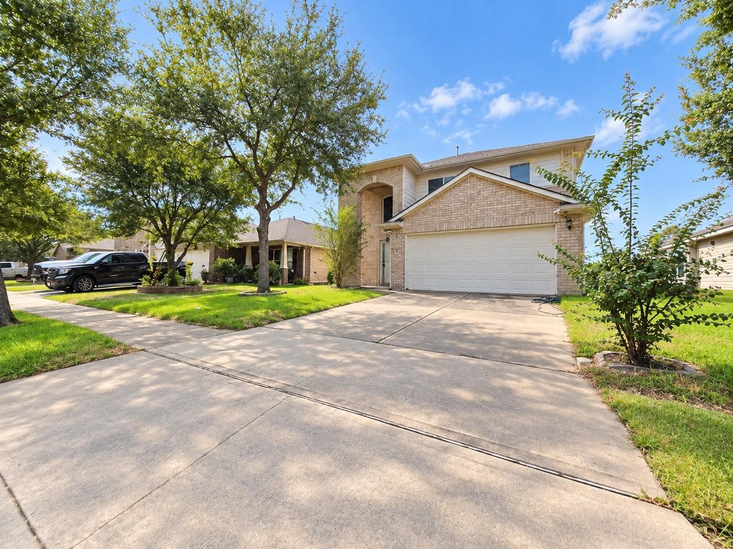 6923 Hampden Point Ct