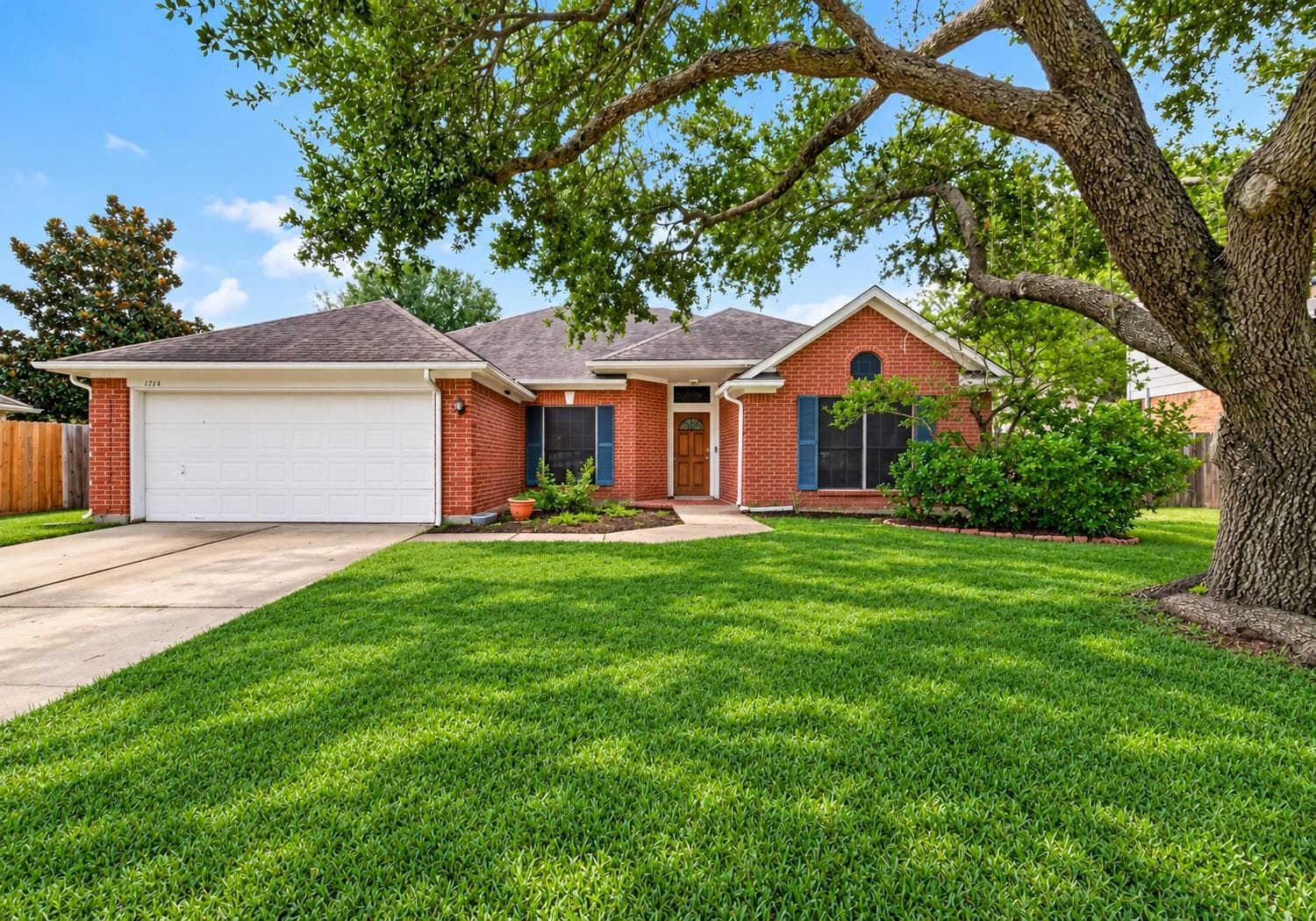 1714 Park Maple Drive