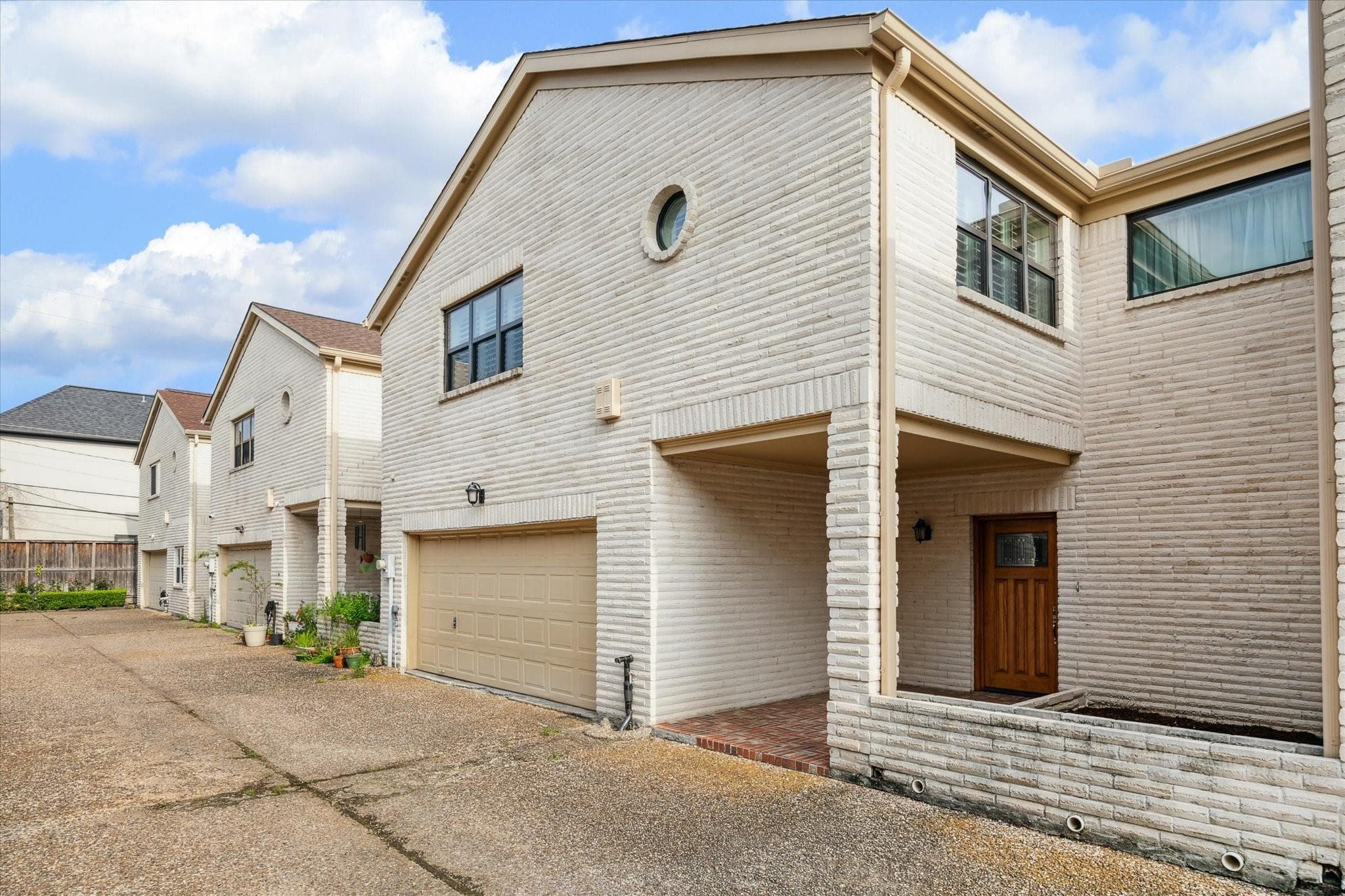 2425 Potomac Drive #B