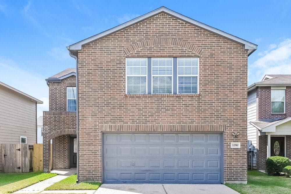 12510 Aarons Way Drive