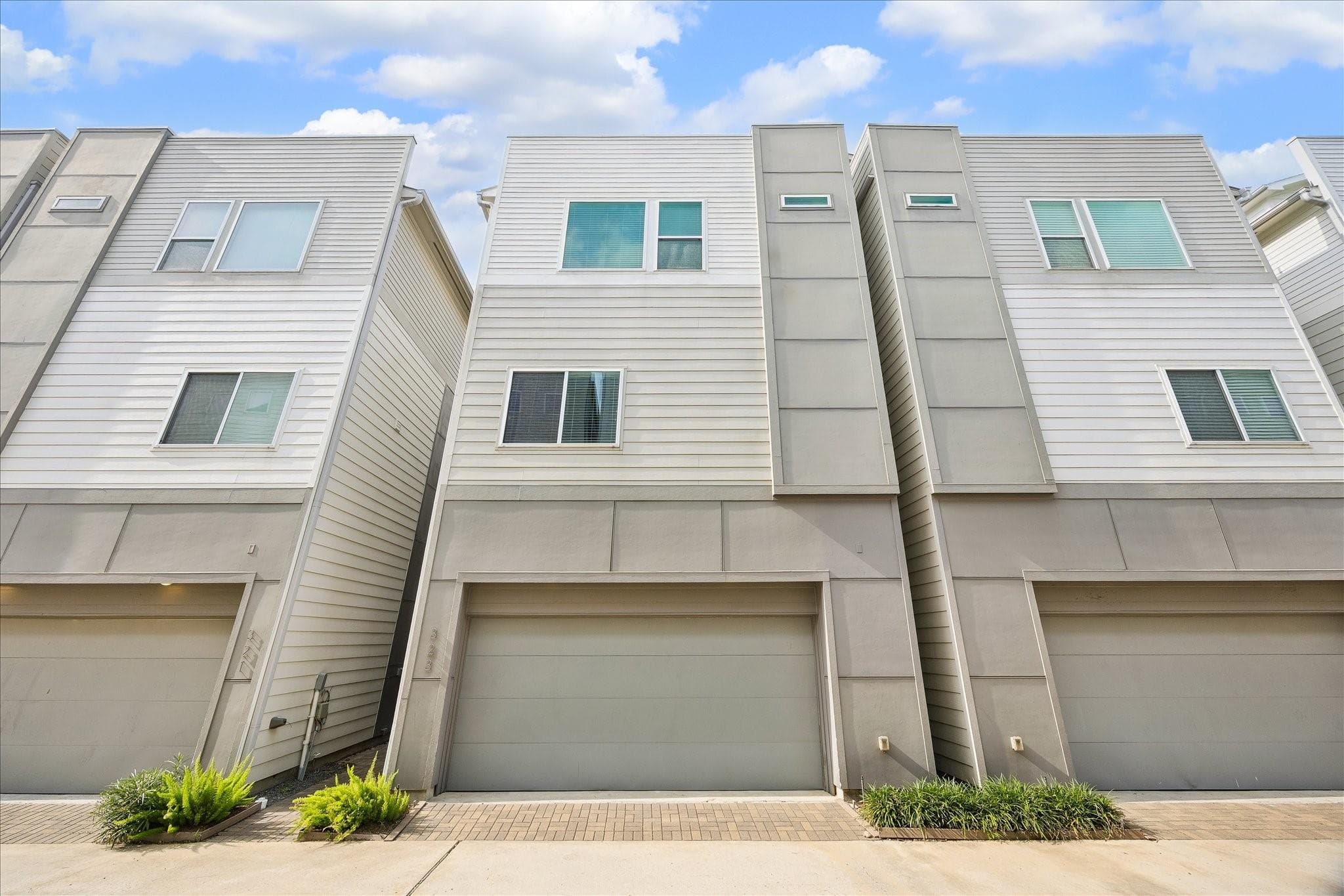 323 Eado Park Circle