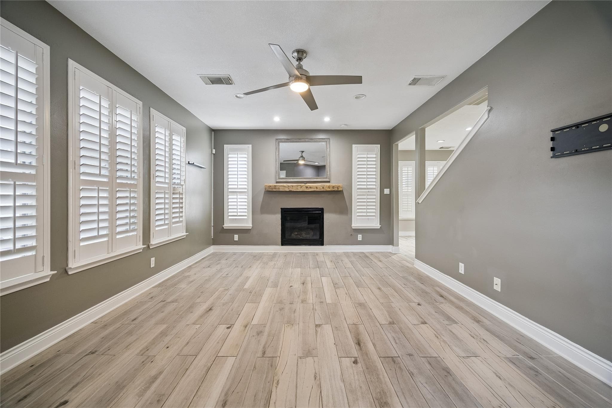 7403 Hollister Ridge