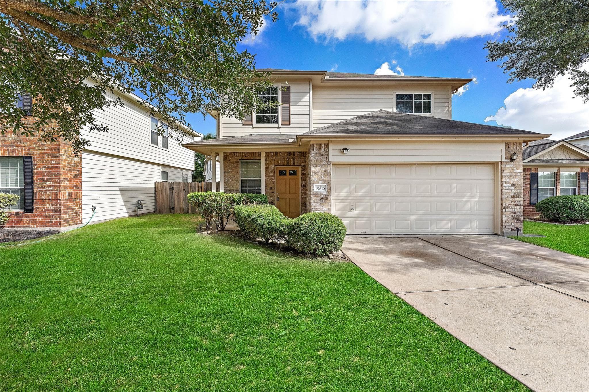 19610 Adelaide Meadows Court