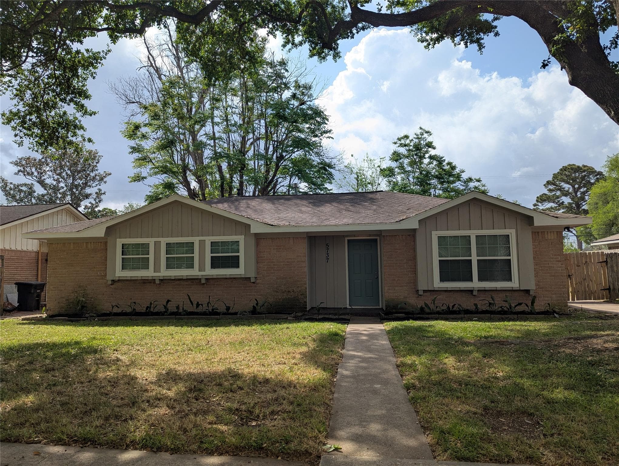 5737 Alvarado Drive