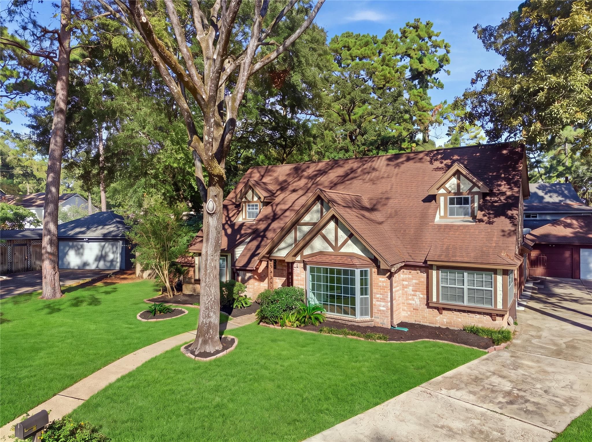 12806 Forest Meadow Drive