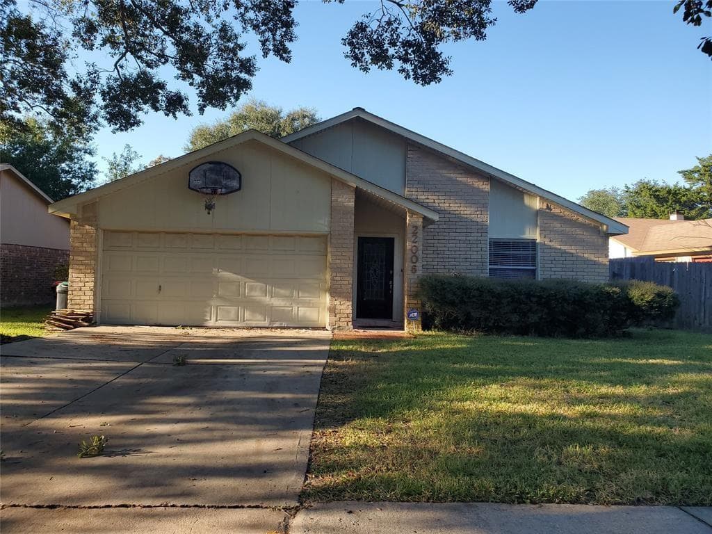 22006 Singing Spurs Dr