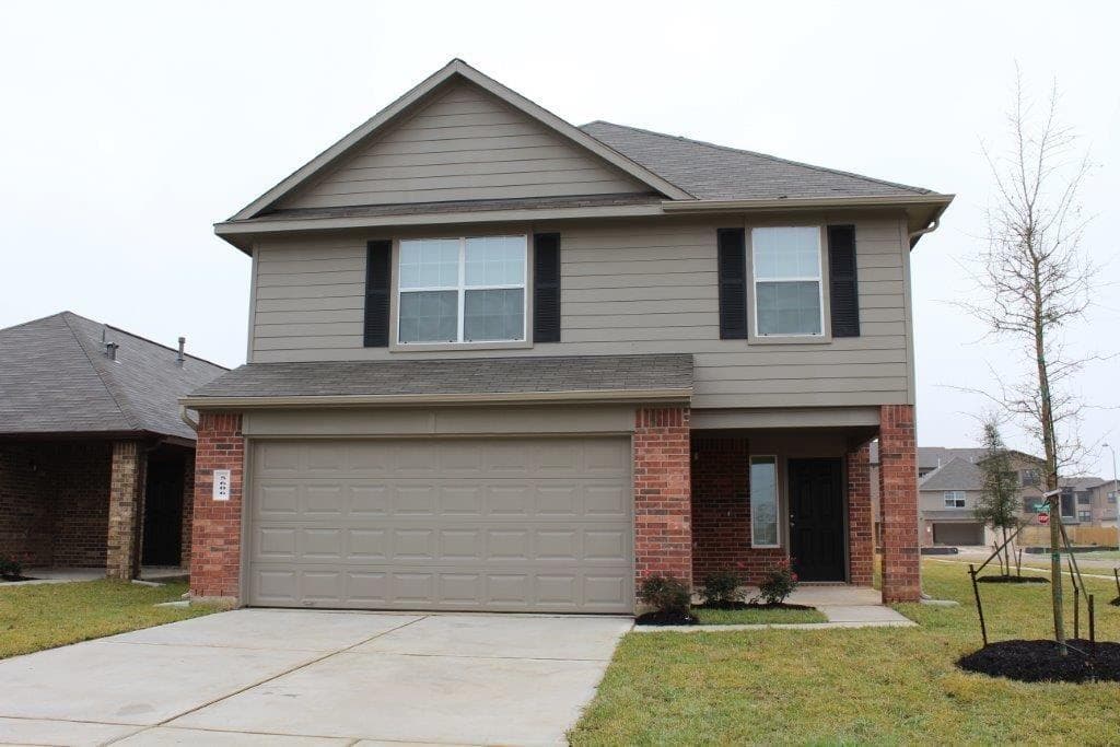 5606 Latta Plantation Drive