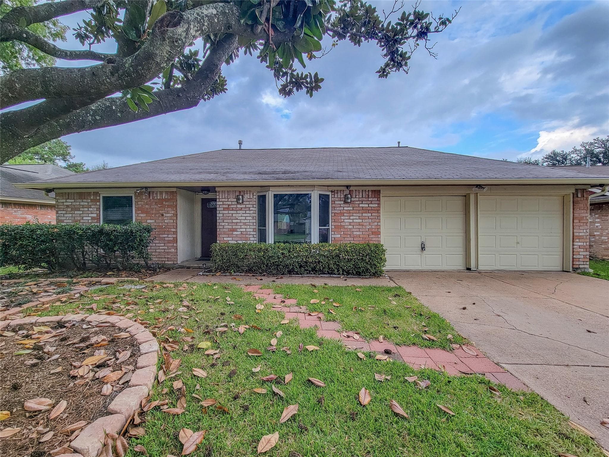 9422 Thistle Trail Drive