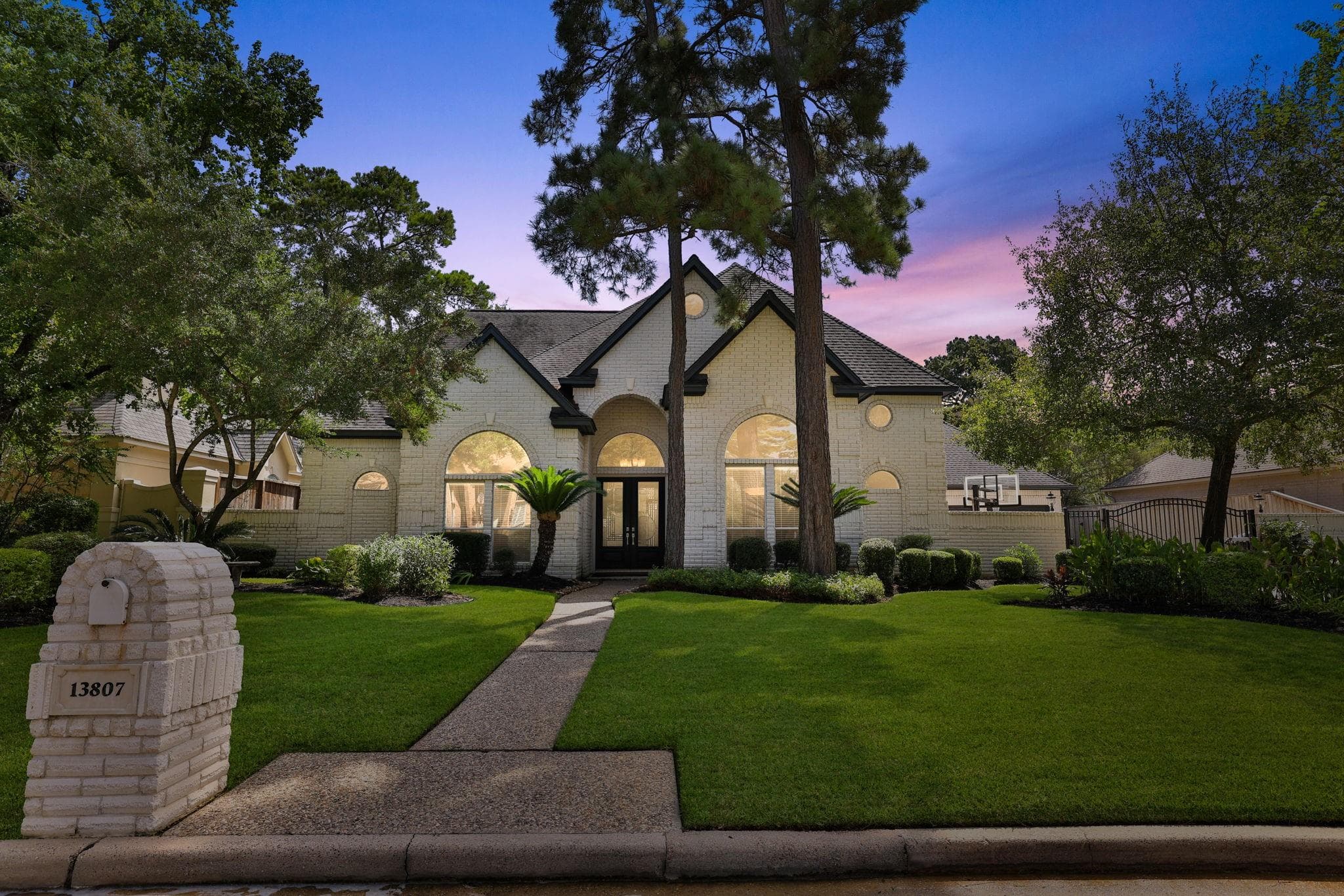 13807 Pegasus Road