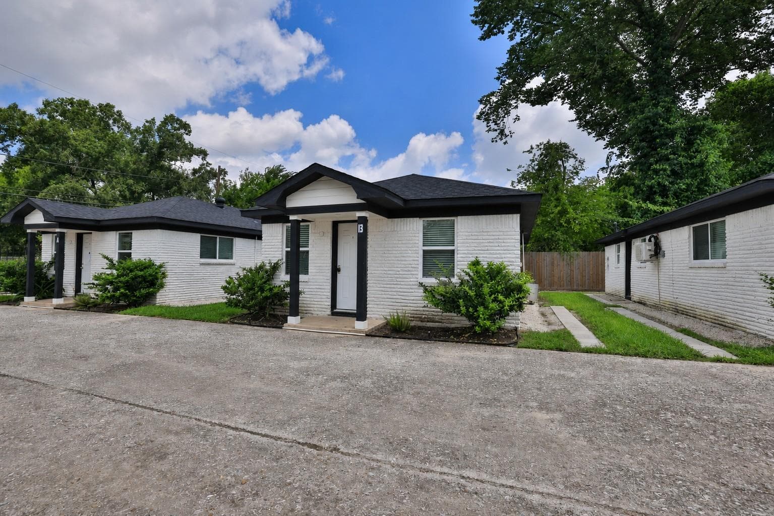 4116 Linn Street #B