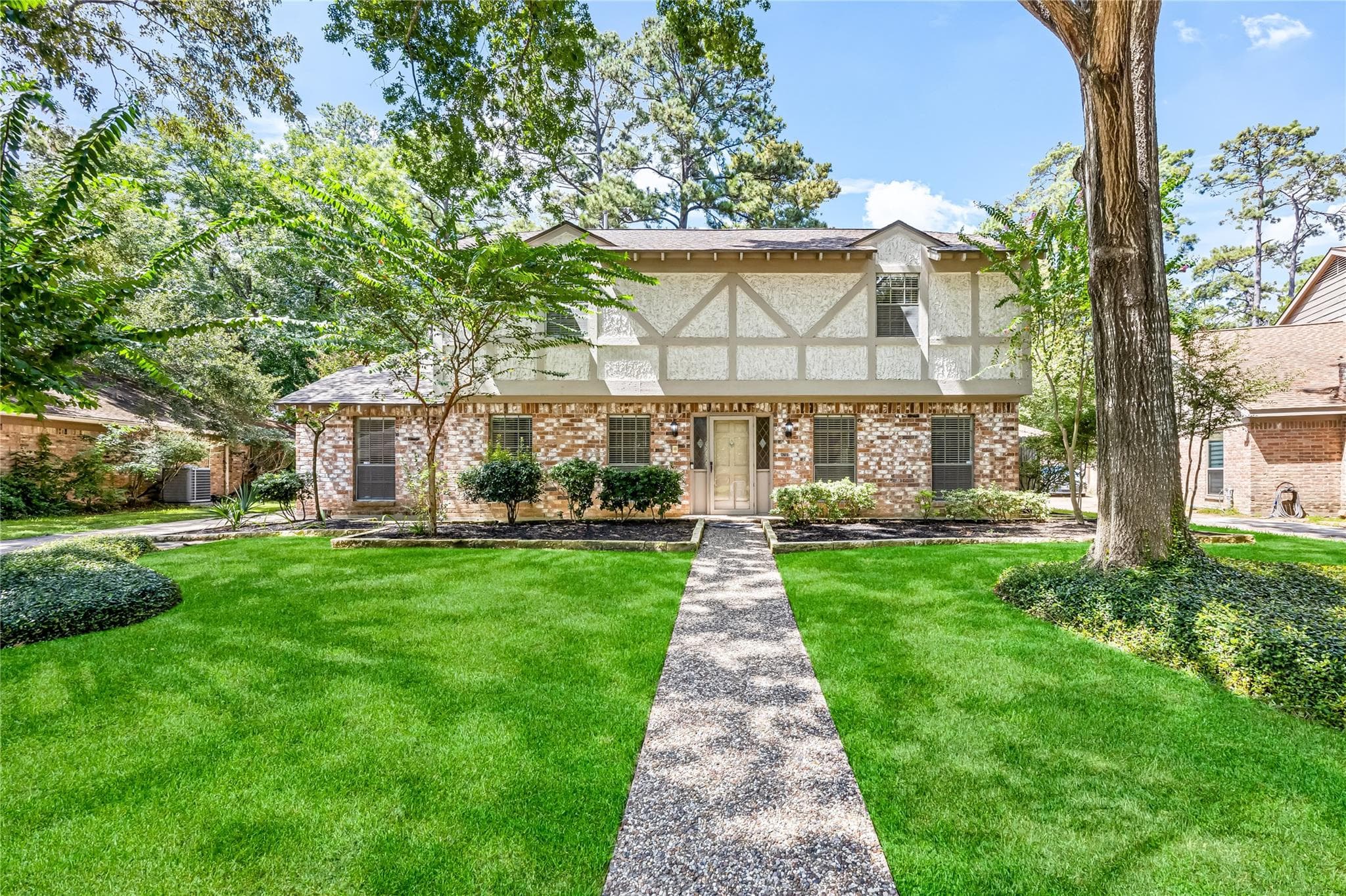 5702 Vestavia Drive