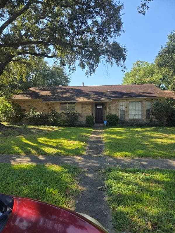 5811 Ludington Drive