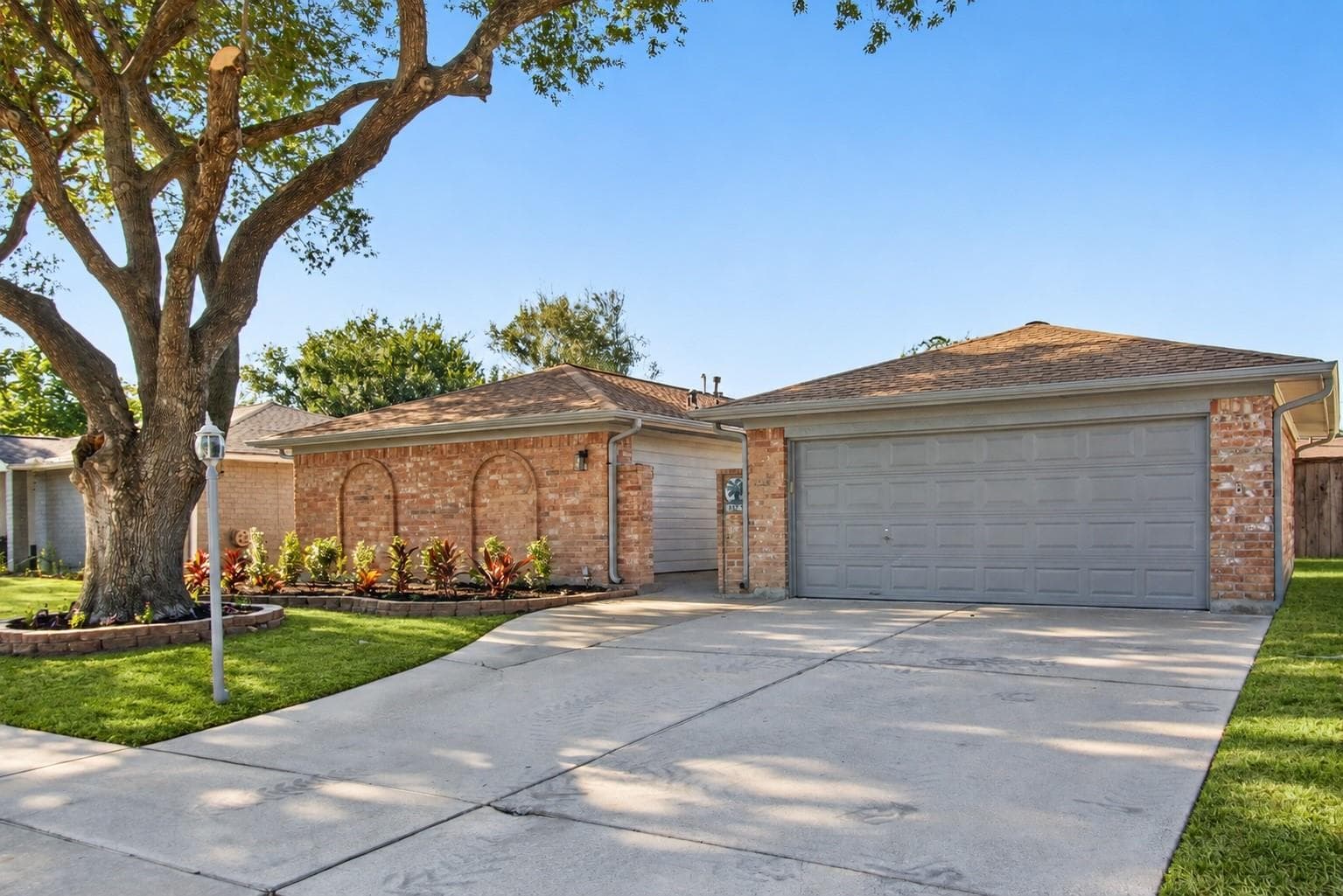855 Silverpines Road