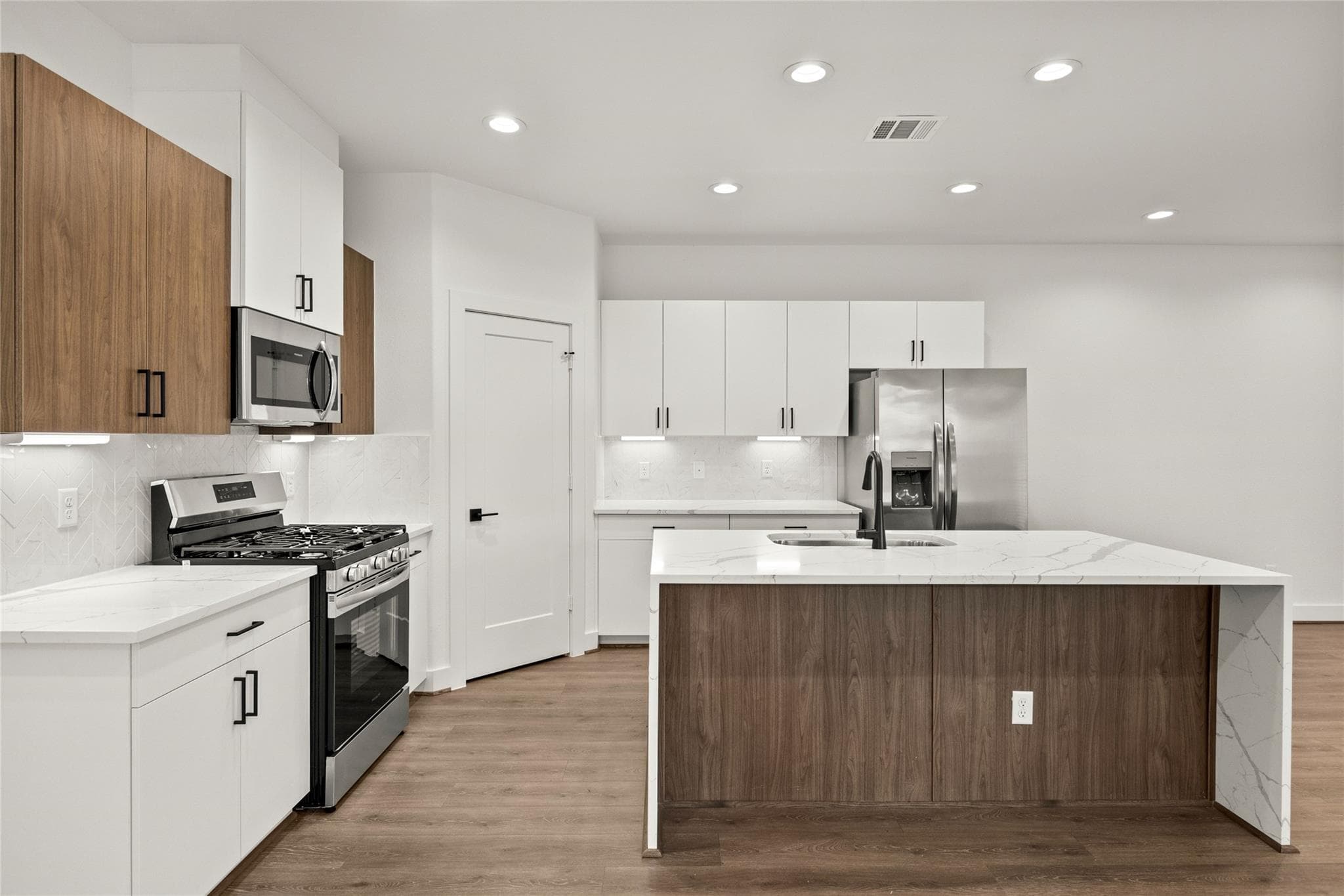 2732 Sunny Briar Drive