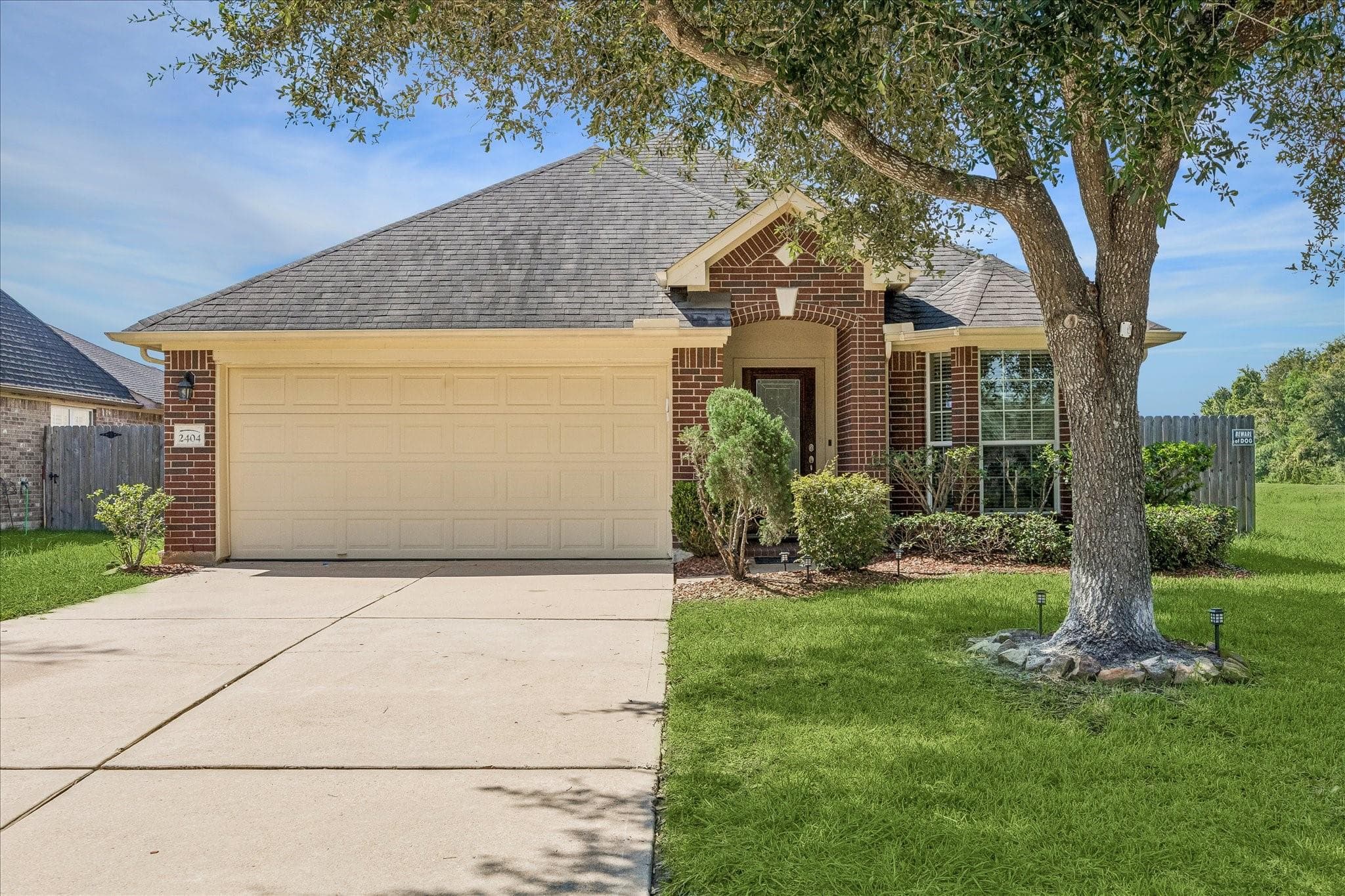 2404 Avalon Trace Lane