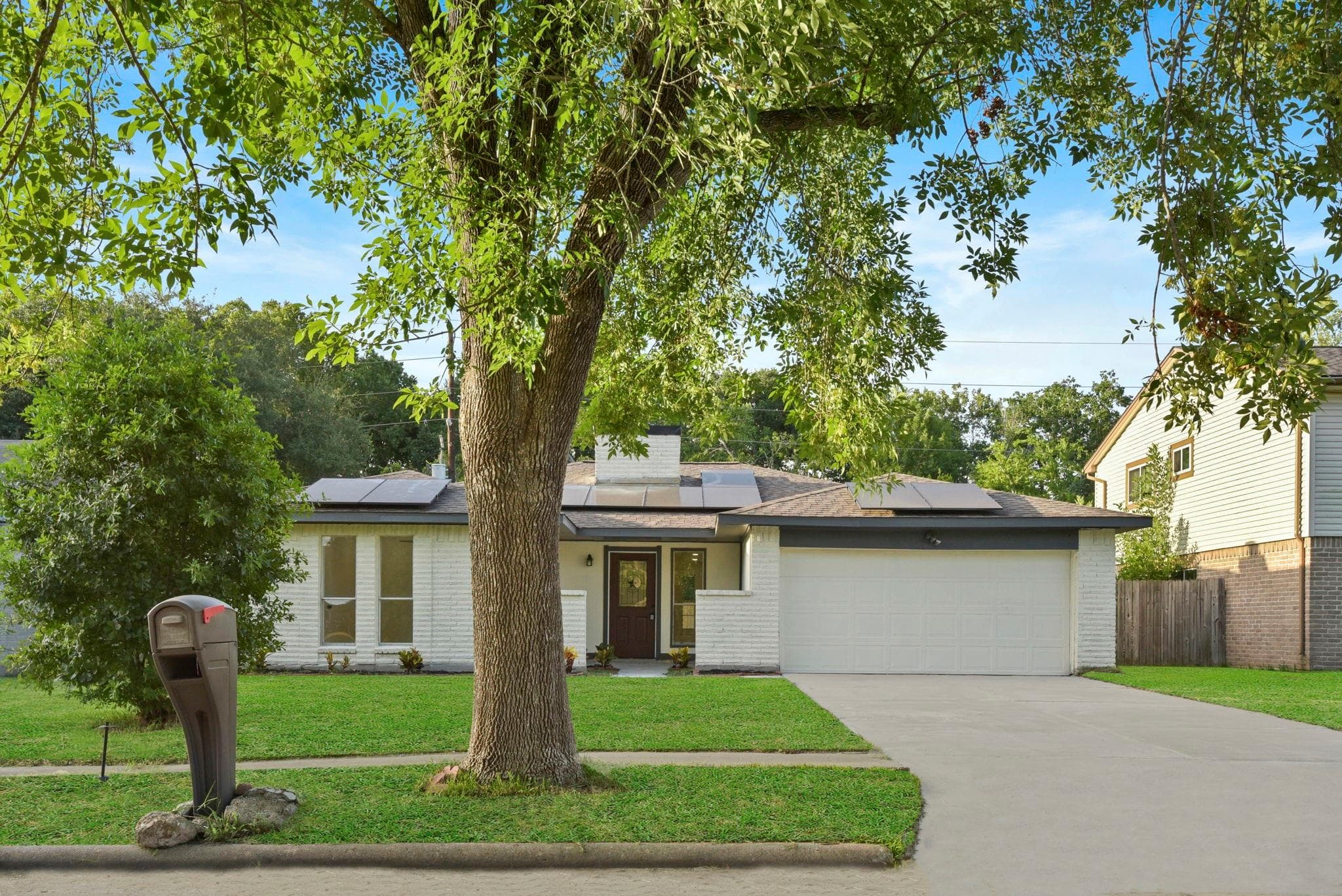 2322 Aprilmont Drive