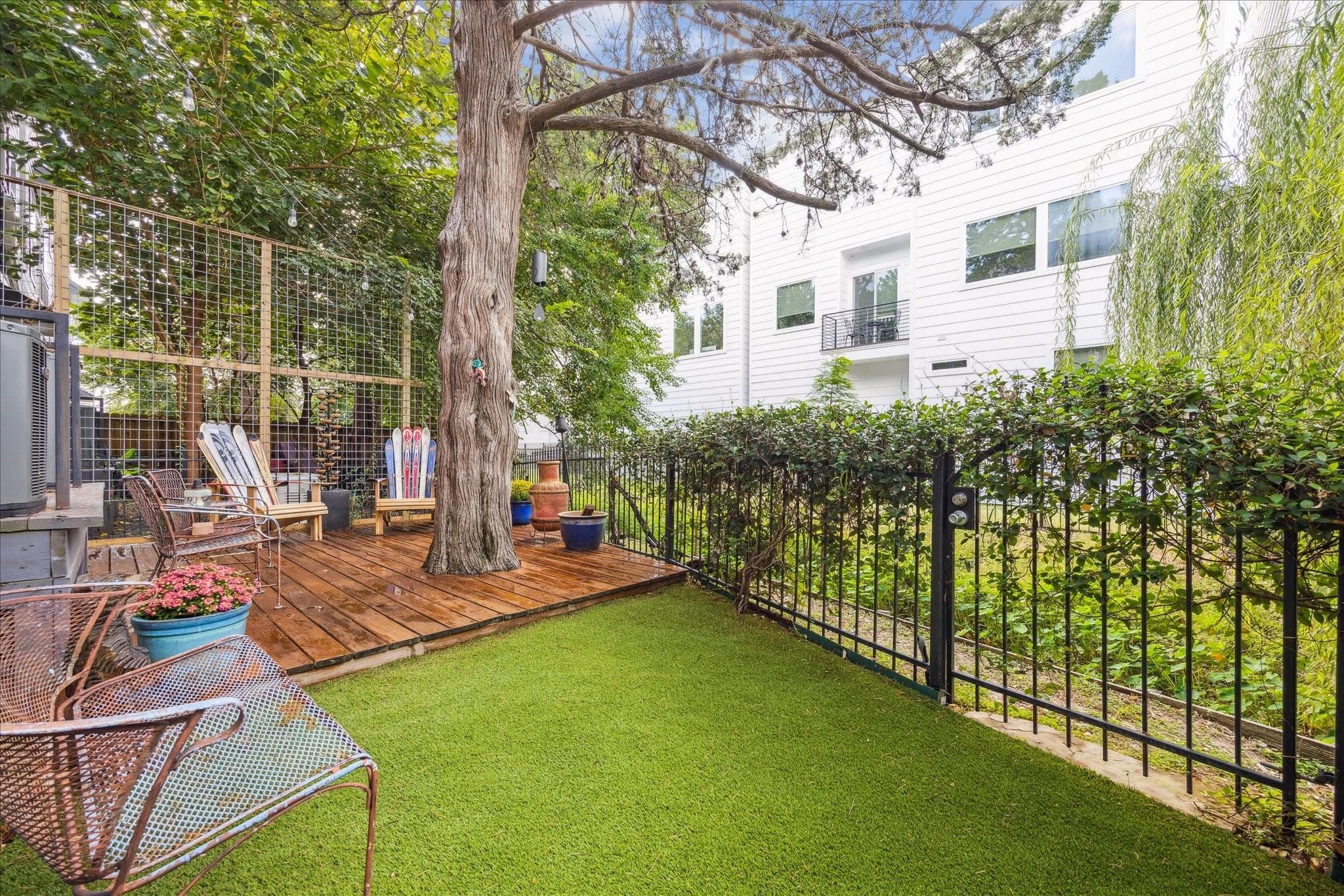 1230 W 25th Street #B