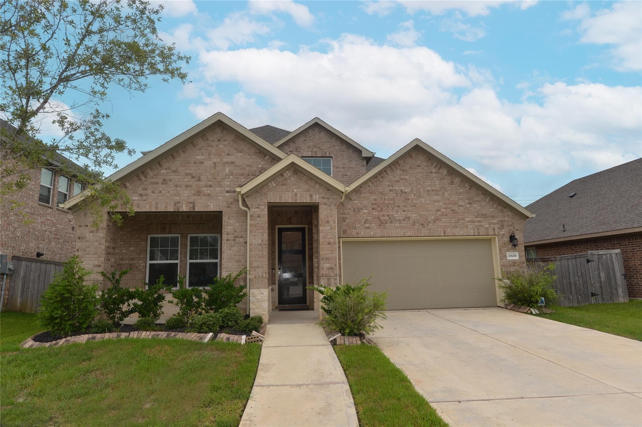 2806 Oakheath Crest Court