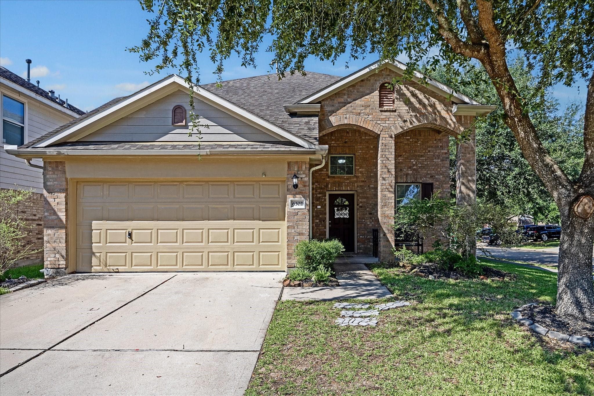 6302 Hadley Rock Drive