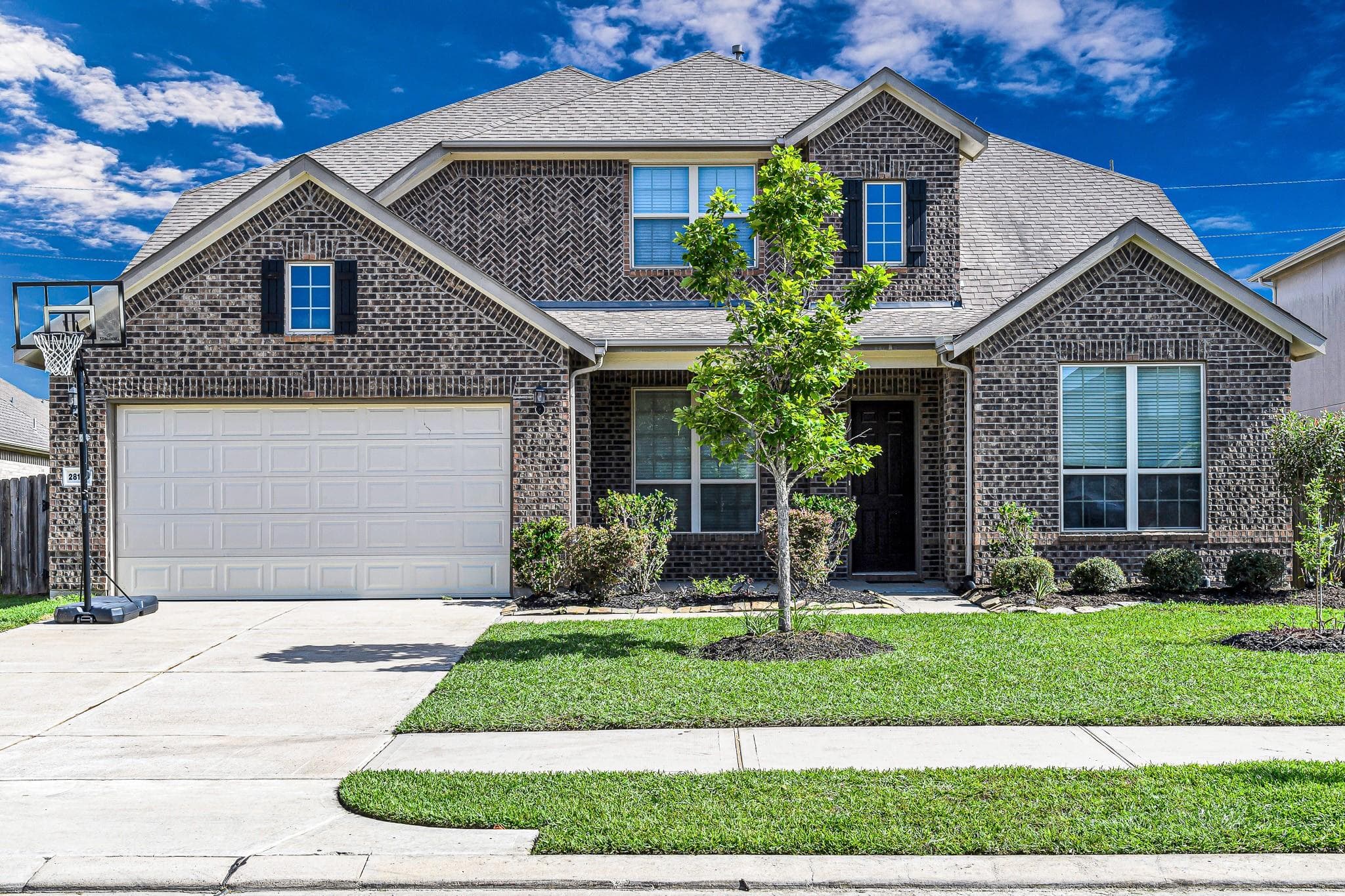 28106 Middlewater View