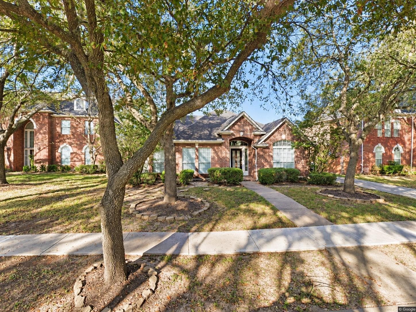 1906 Gray Birch Drive