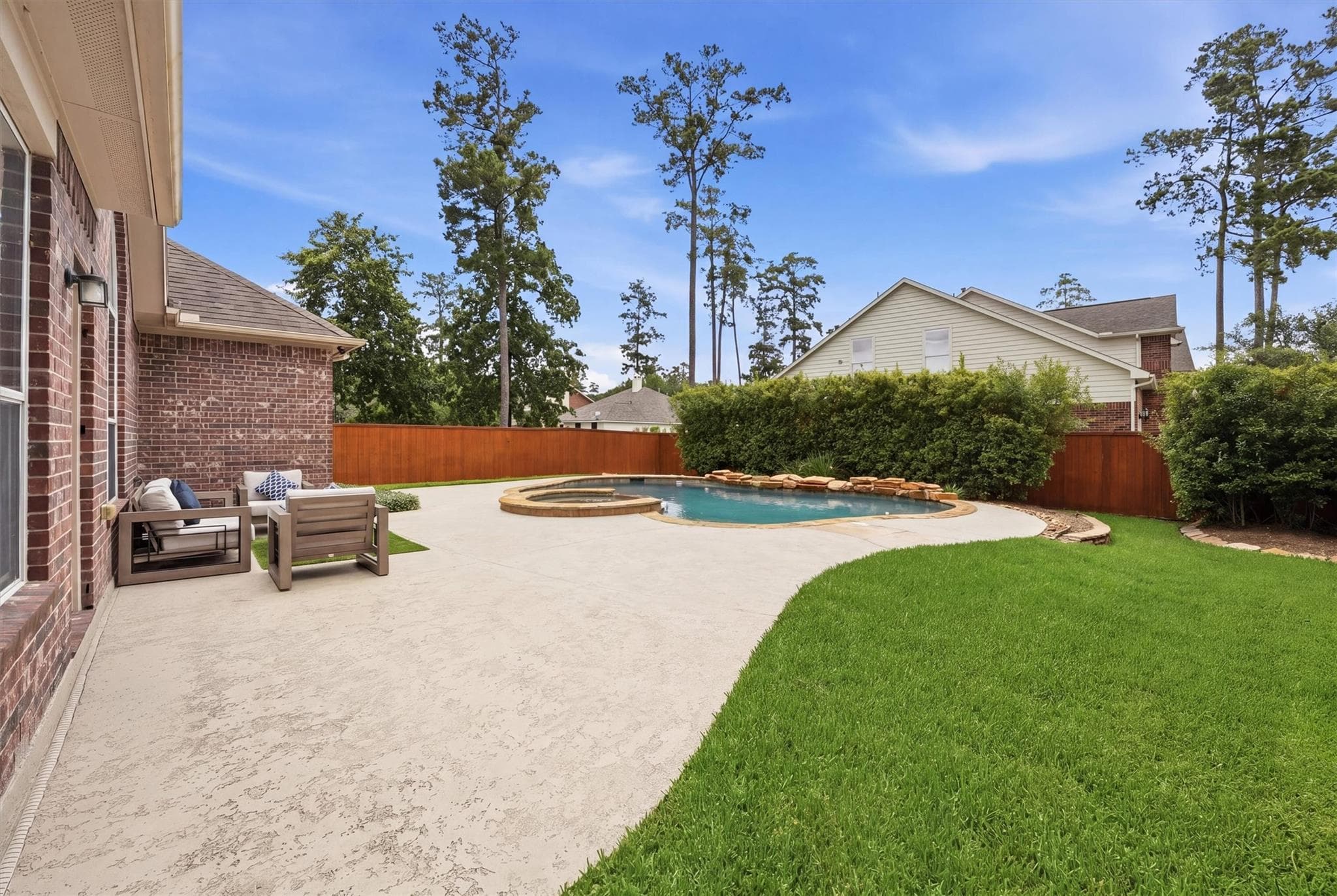 115 S Rocky Point Circle