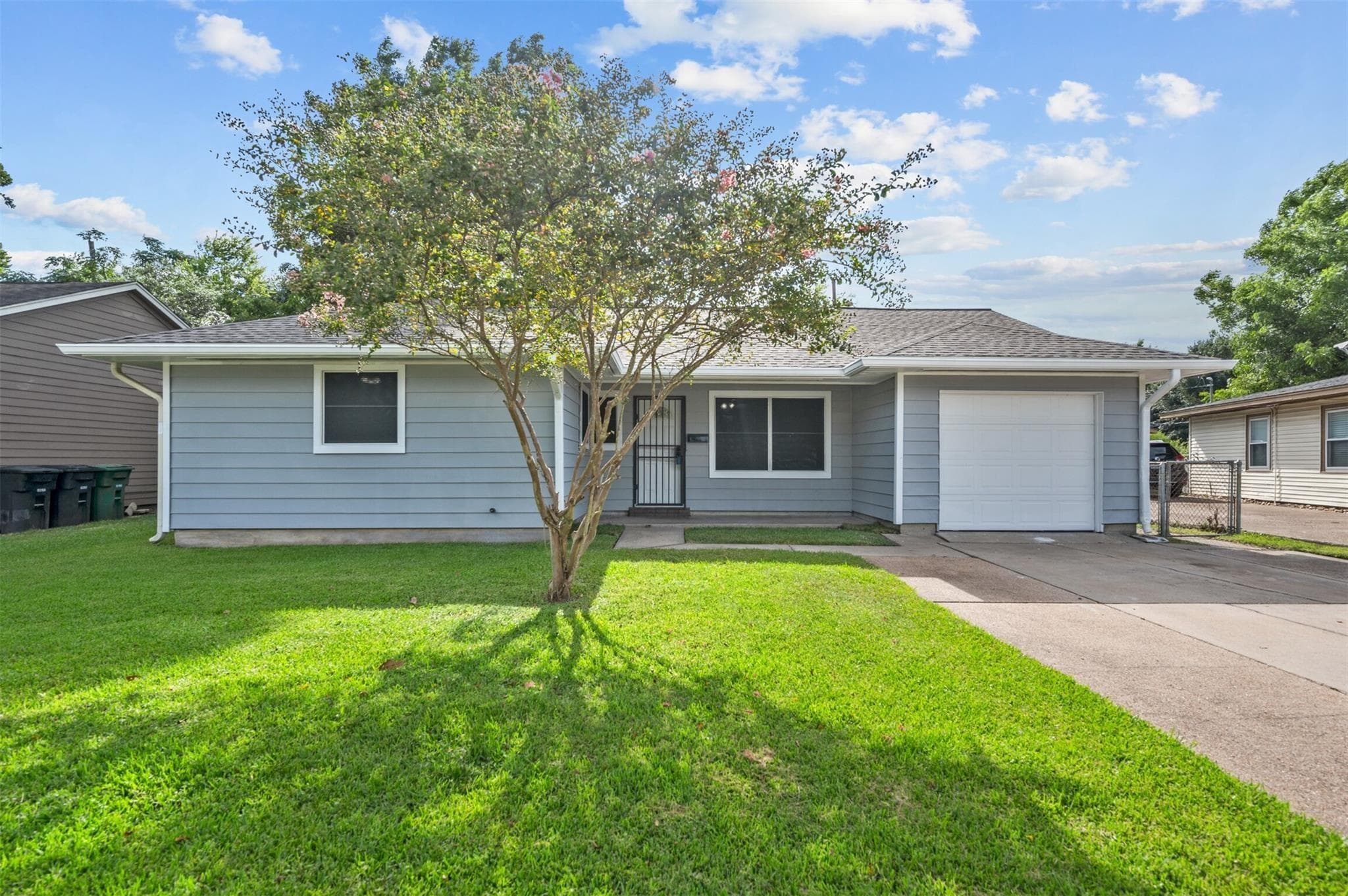 10206 Alta Loma Way