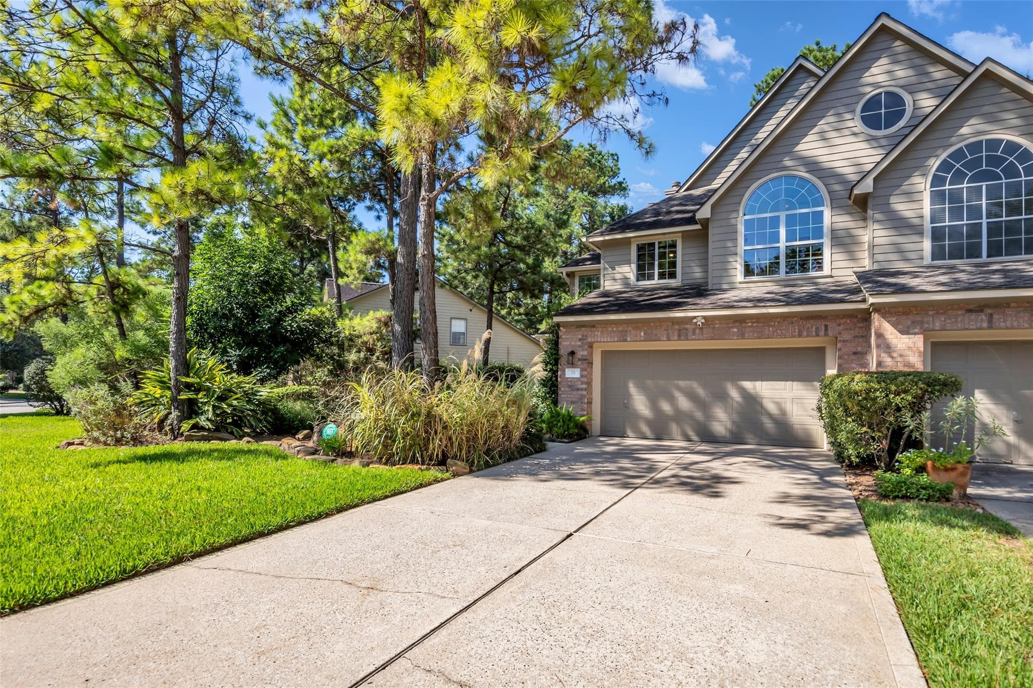 75 E Lakeridge Drive