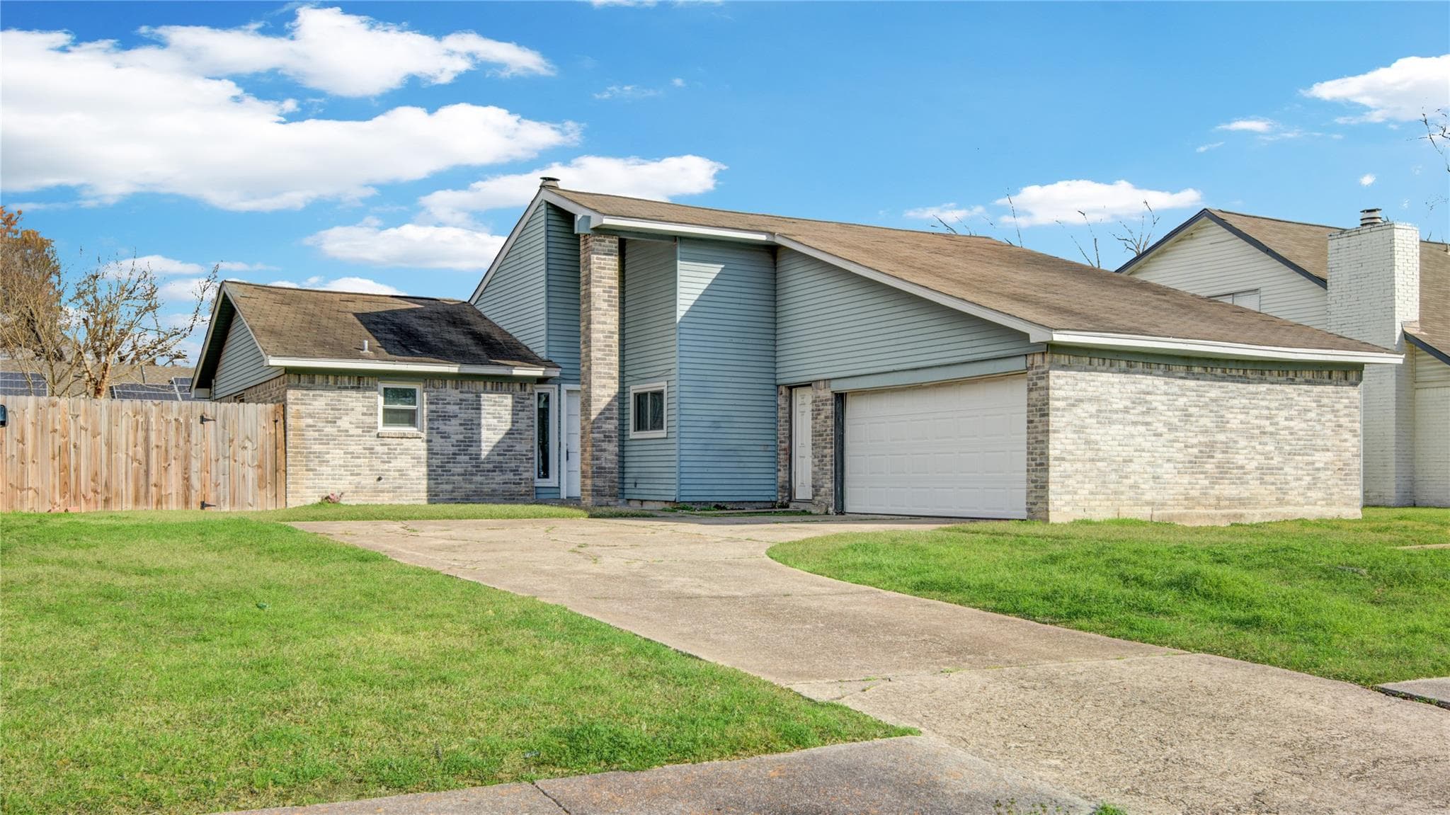 6626 Sandswept Lane