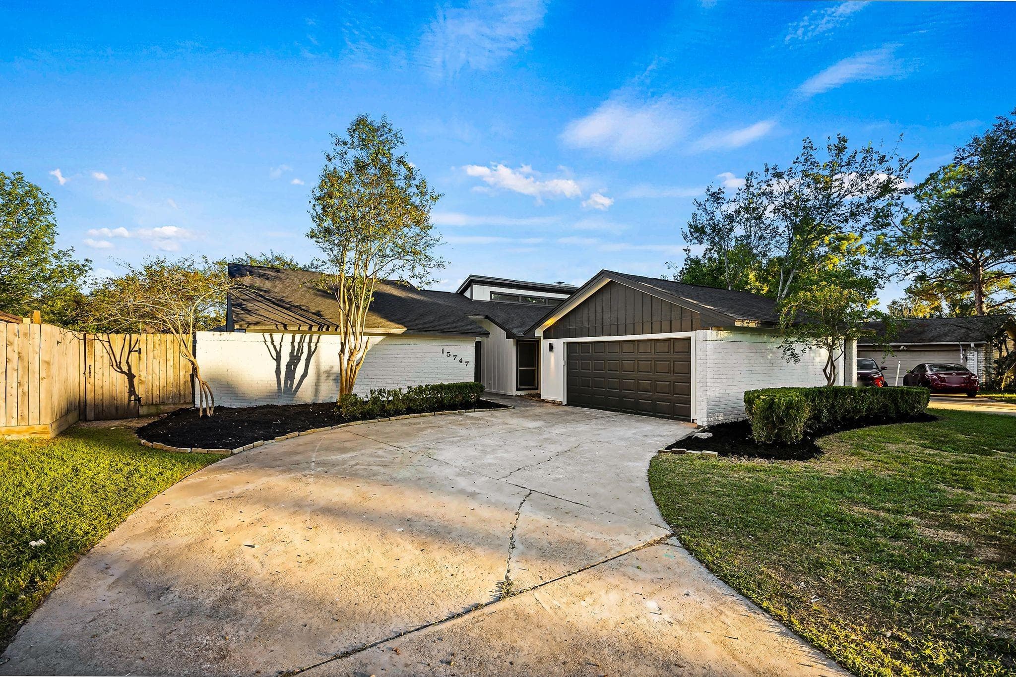 15747 Boulder Oaks Drive