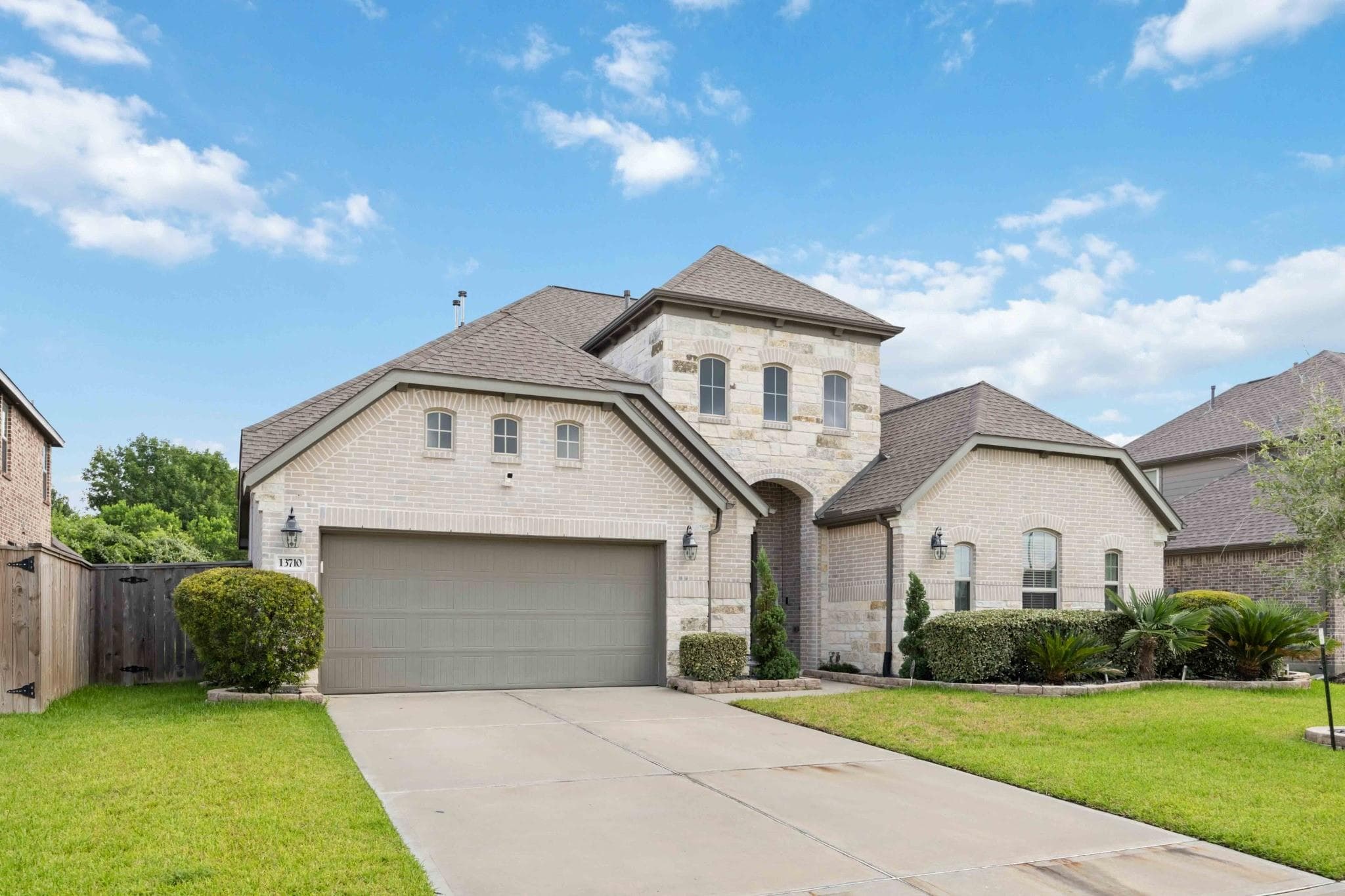 13710 Sturcombe Glen Trail