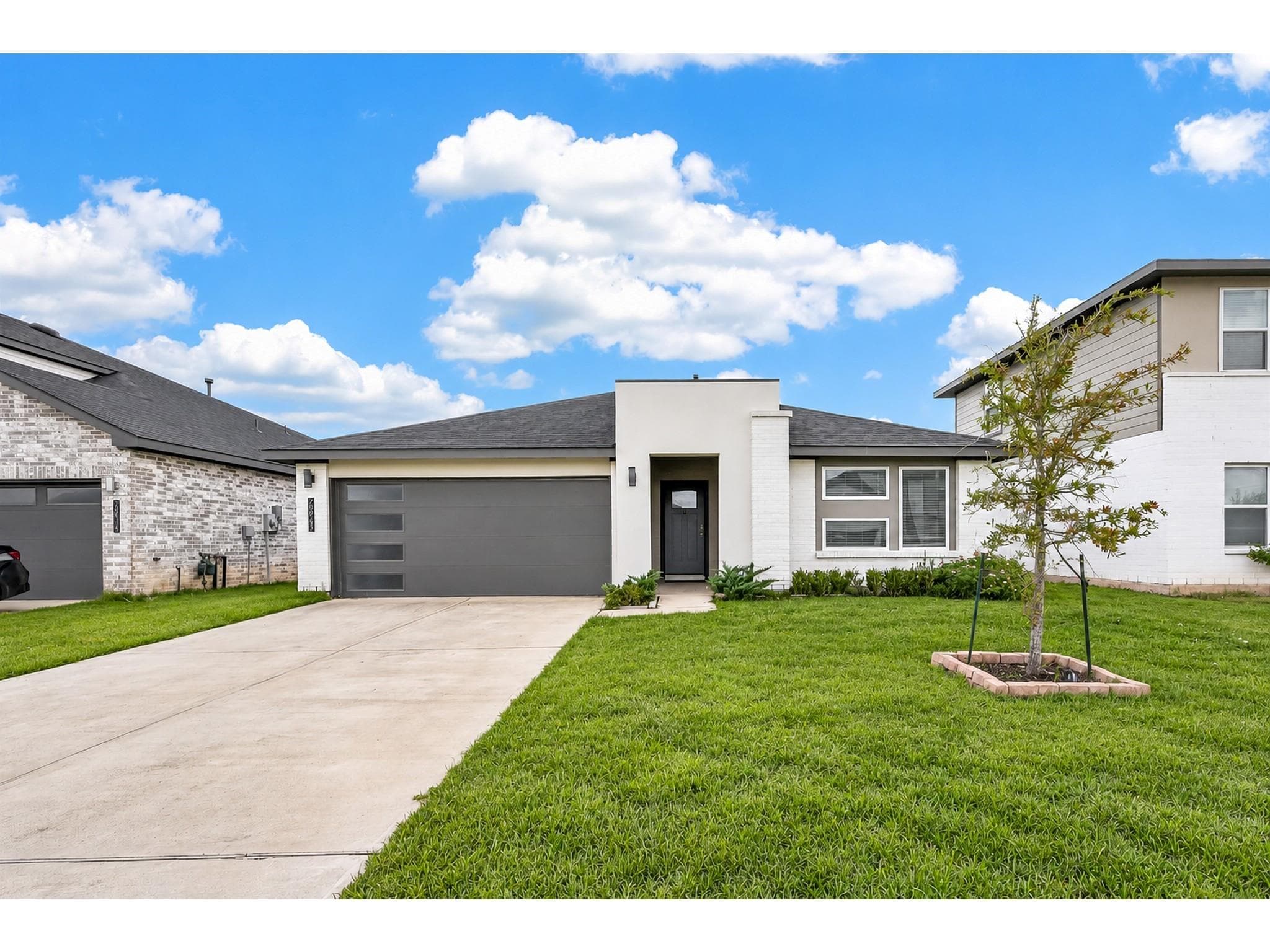 28943 Yachting Point Lane
