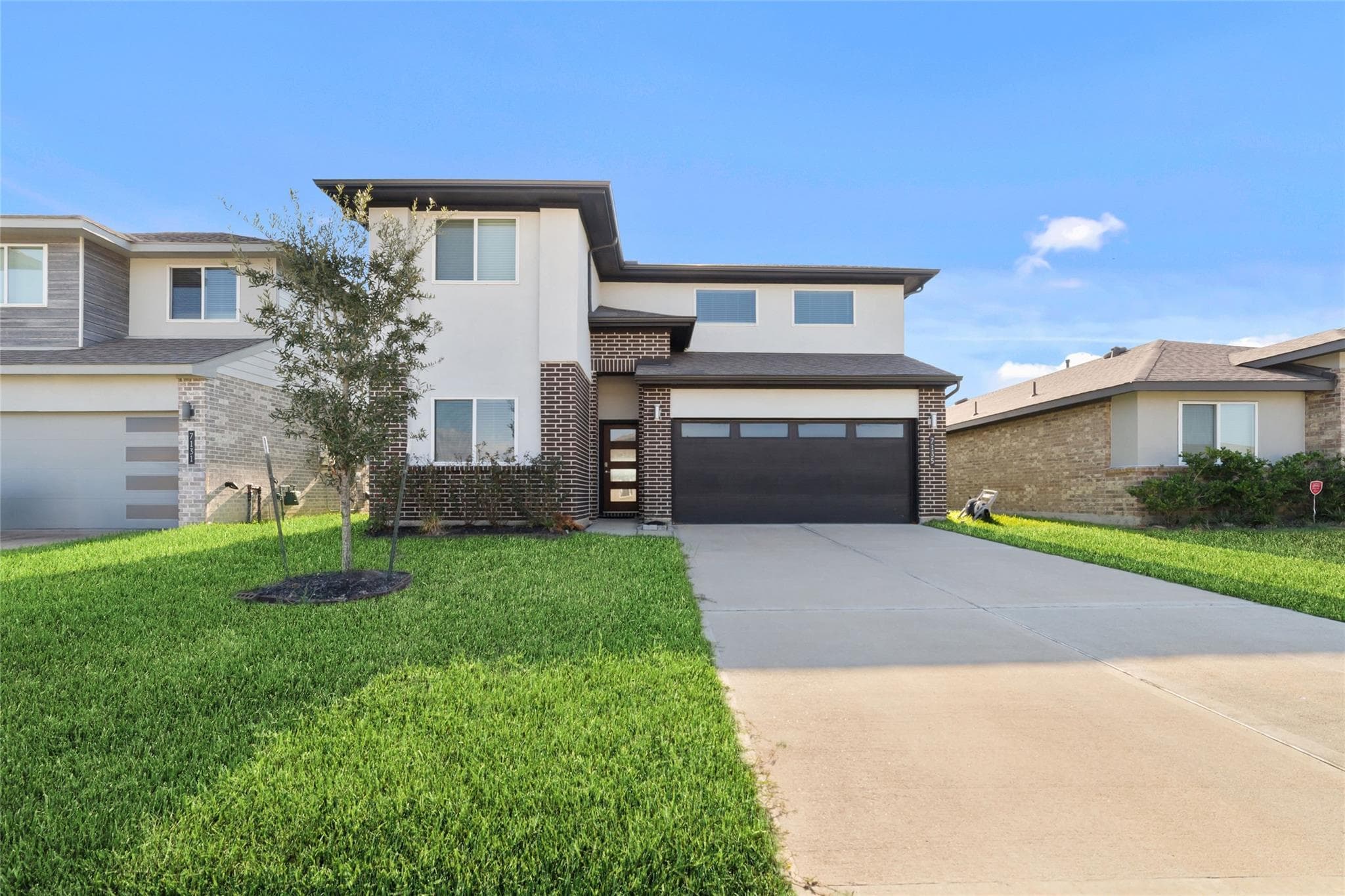 7135 Colwyn Bay Trail