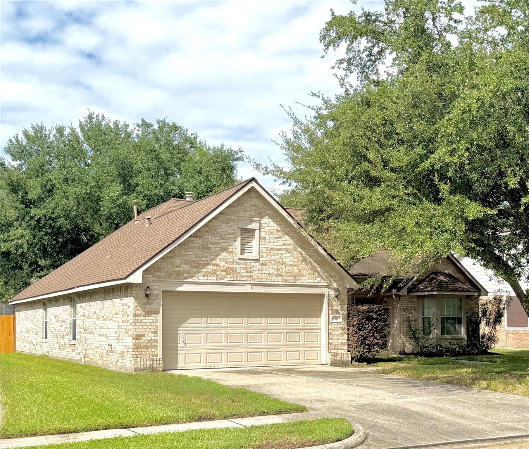10707 Overton Circle