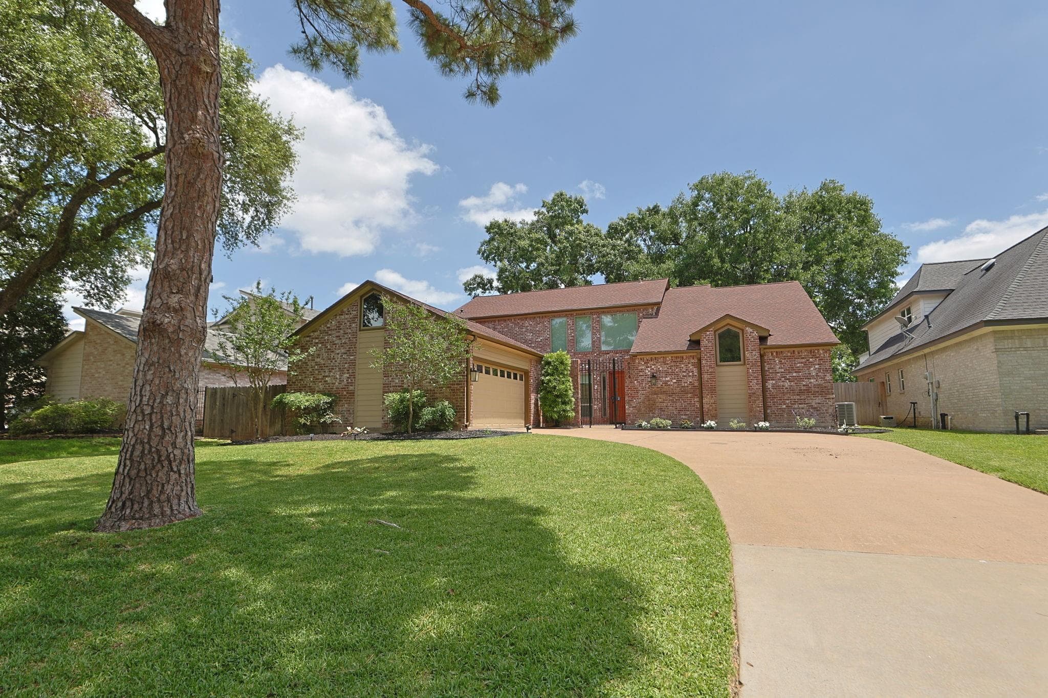 7314 Blenheim Palace Lane