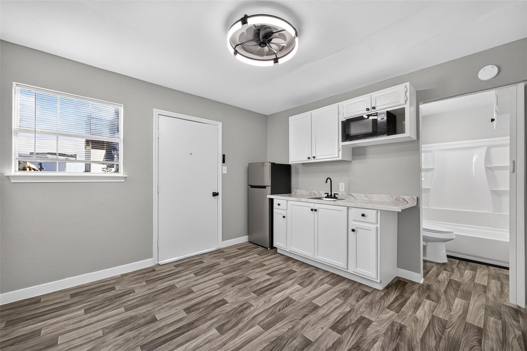 510 Dell Court #B