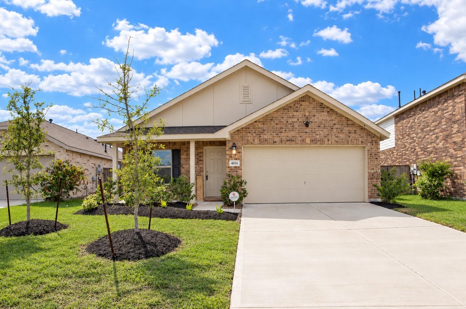 4606 Sterling Prairie Trail