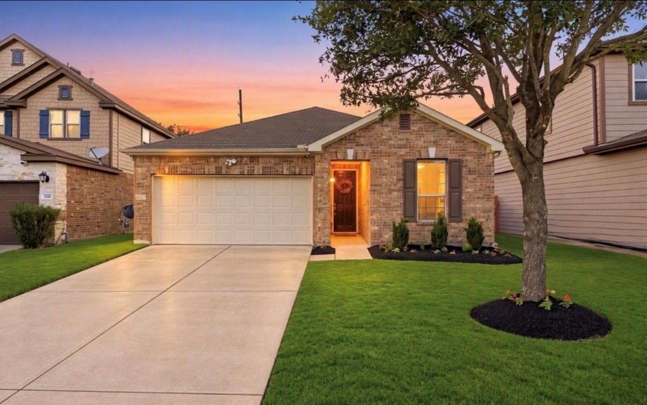 4527 Ashberry Pine Lane