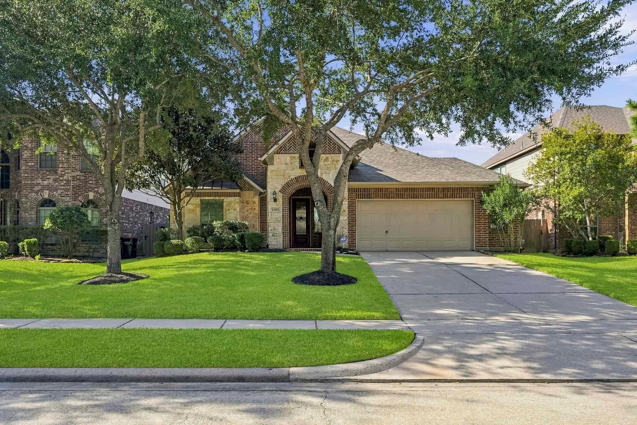 13811 Wickdale Garden Lane