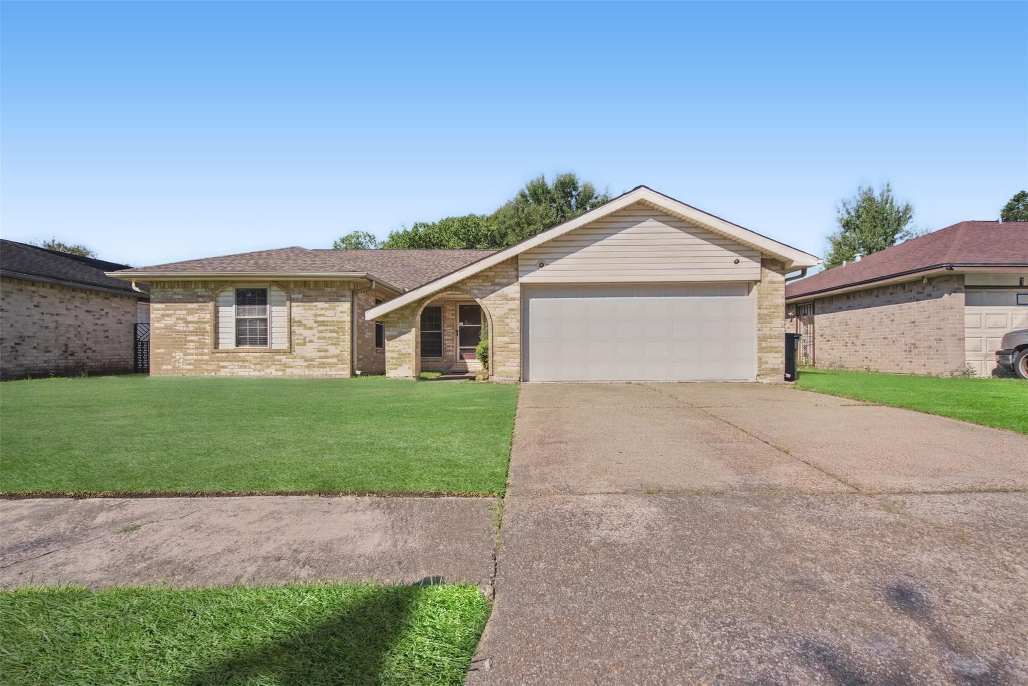 1323 Castle Glen Drive