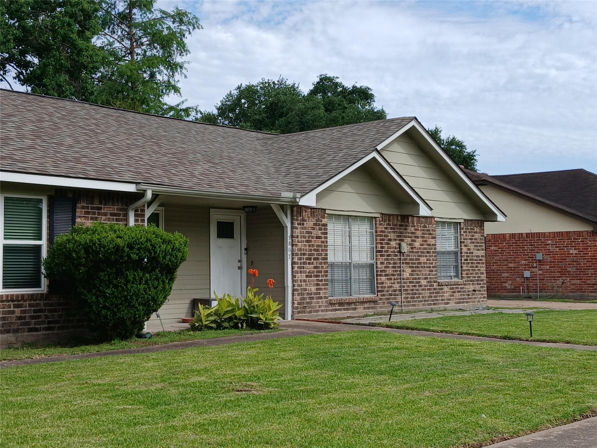 3807 Quiet Place Drive