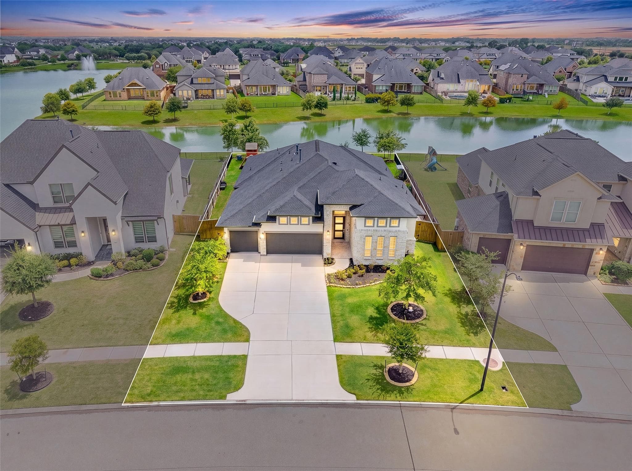 440 Stratus View Court