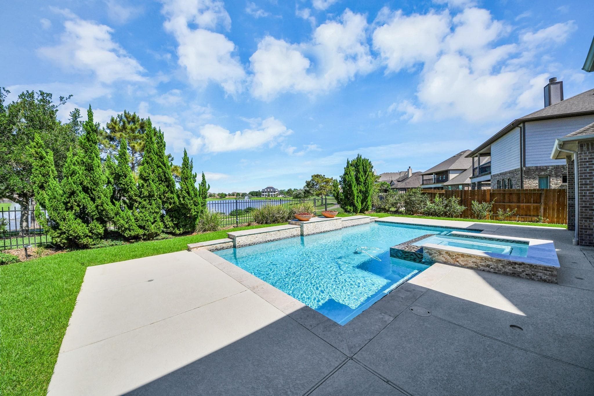 25627 Fleming Lodge Lane