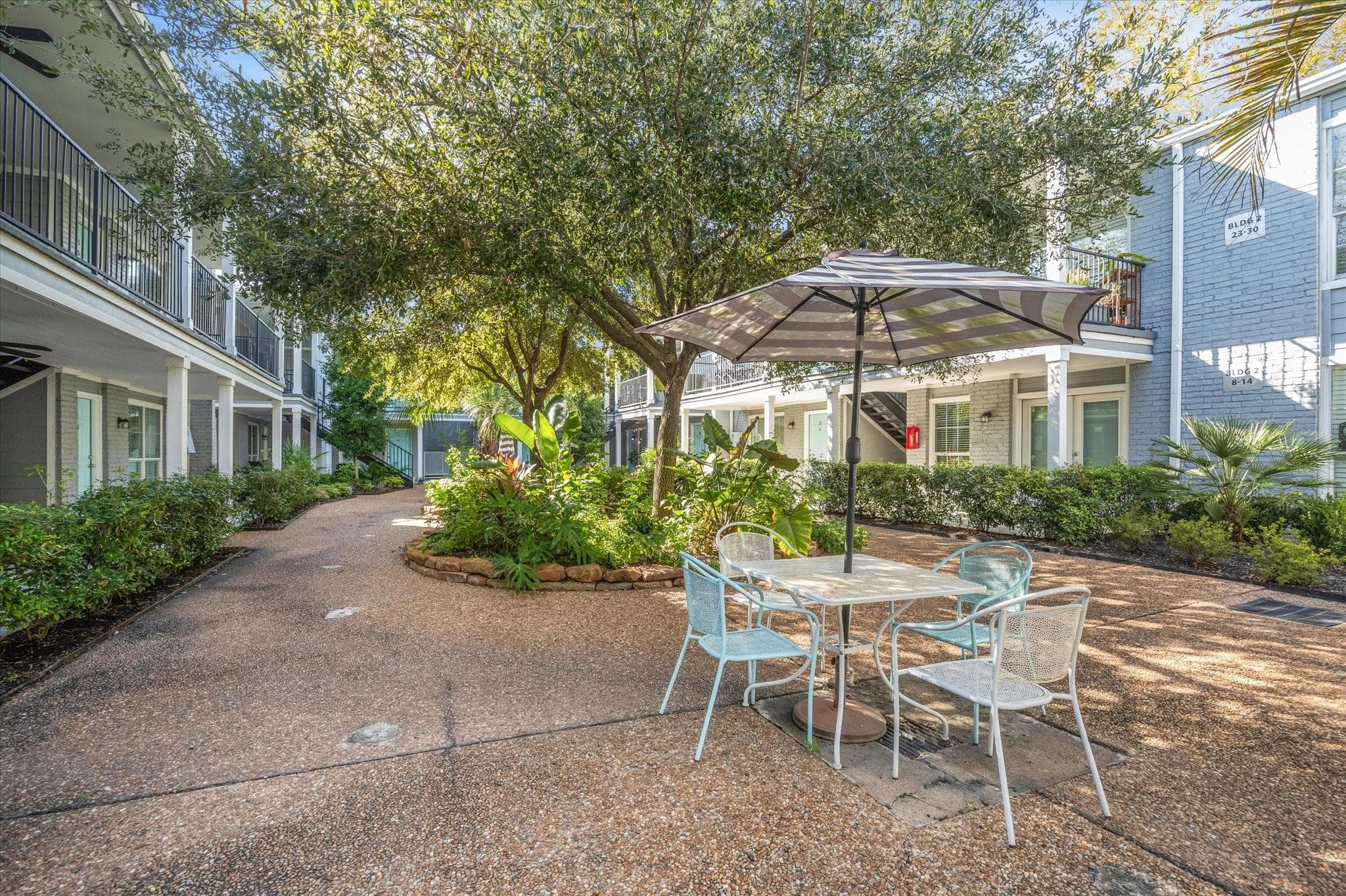 300 Pecore Street #11